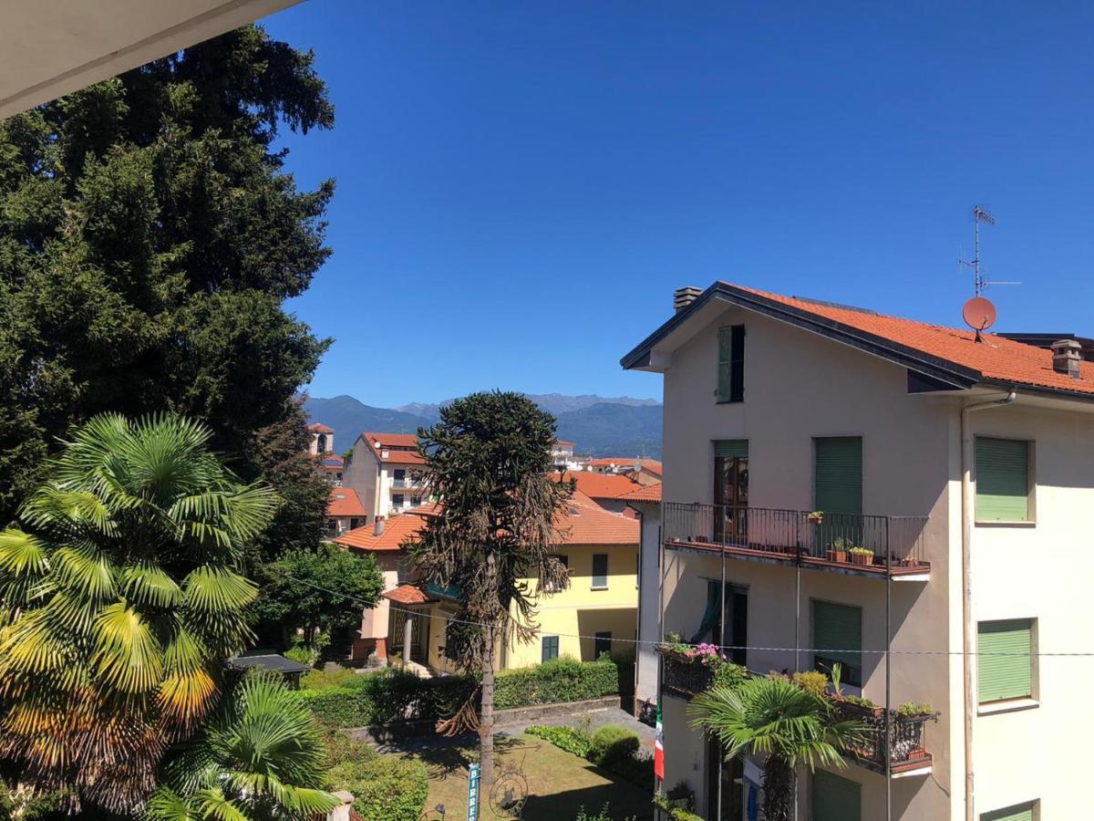 Lovingstresa 2 Brand New Apartment Εξωτερικό φωτογραφία