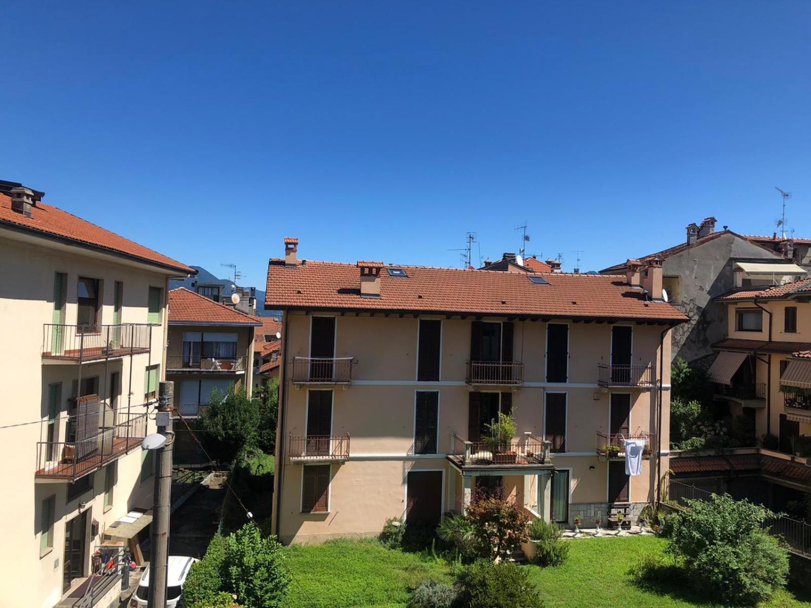 Lovingstresa 2 Brand New Apartment Εξωτερικό φωτογραφία