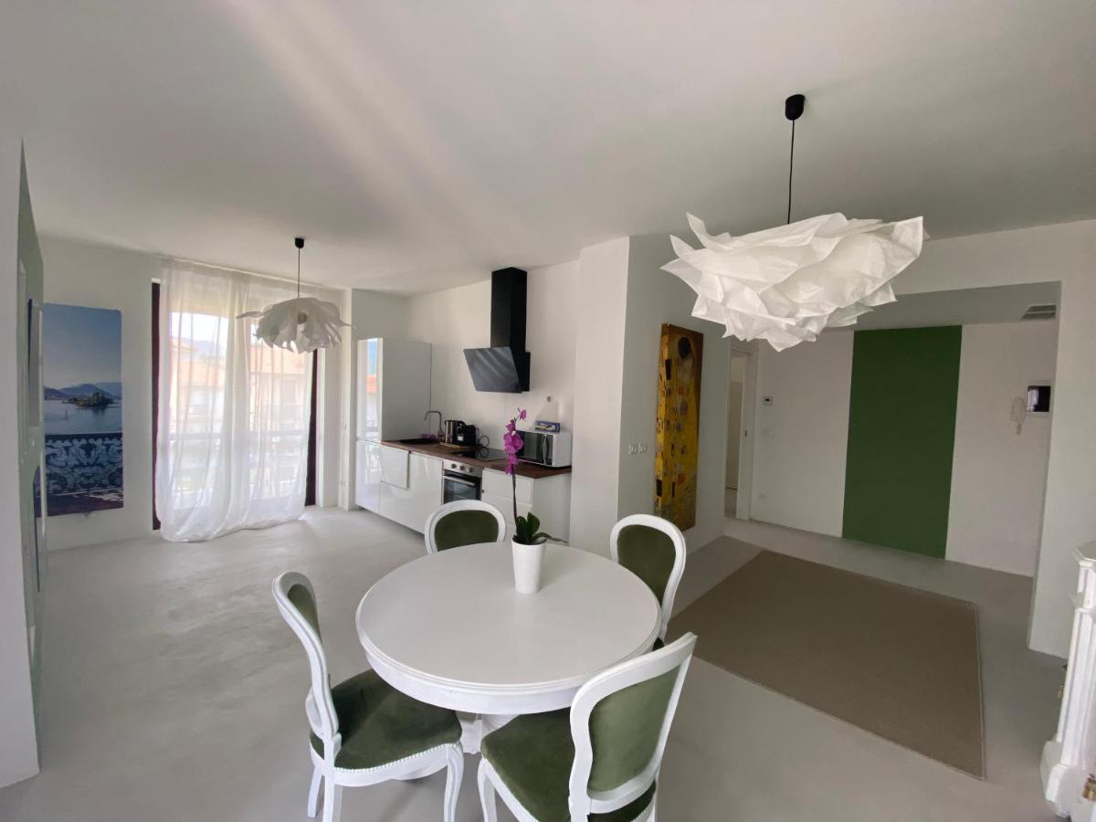 Lovingstresa 2 Brand New Apartment Εξωτερικό φωτογραφία