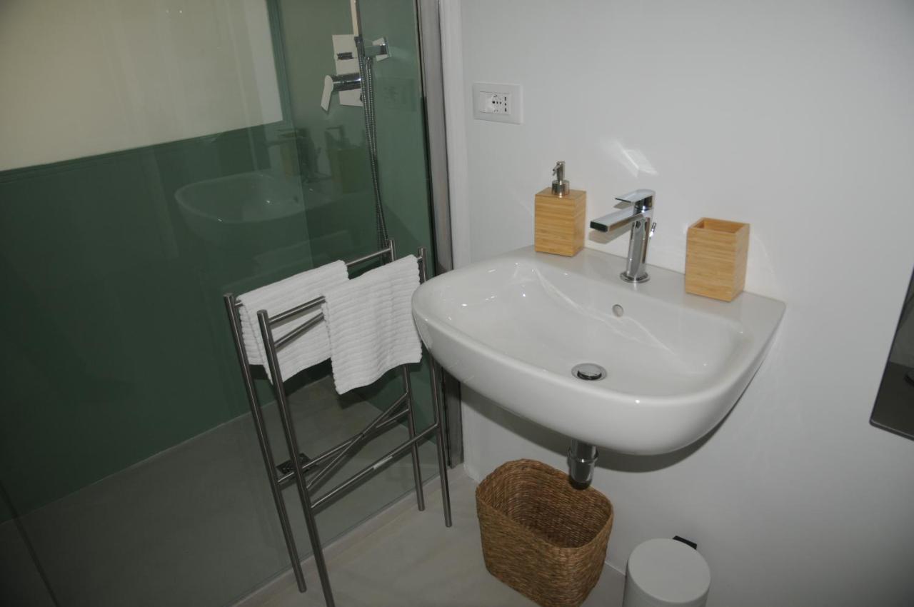 Lovingstresa 2 Brand New Apartment Εξωτερικό φωτογραφία