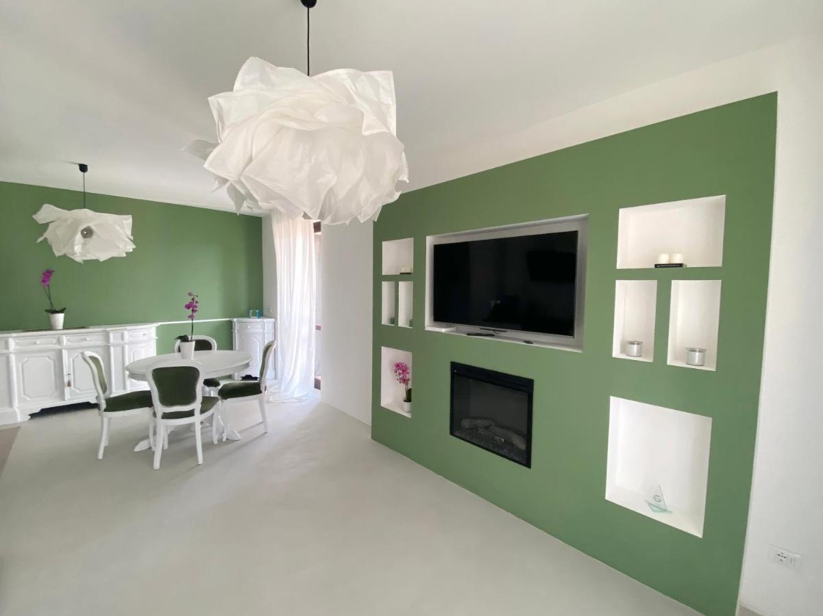 Lovingstresa 2 Brand New Apartment Εξωτερικό φωτογραφία