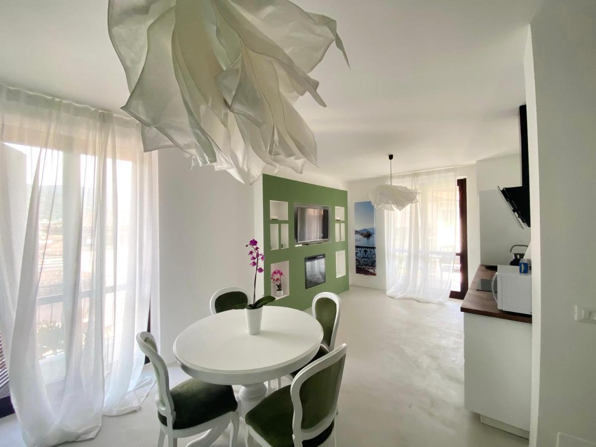Lovingstresa 2 Brand New Apartment Εξωτερικό φωτογραφία