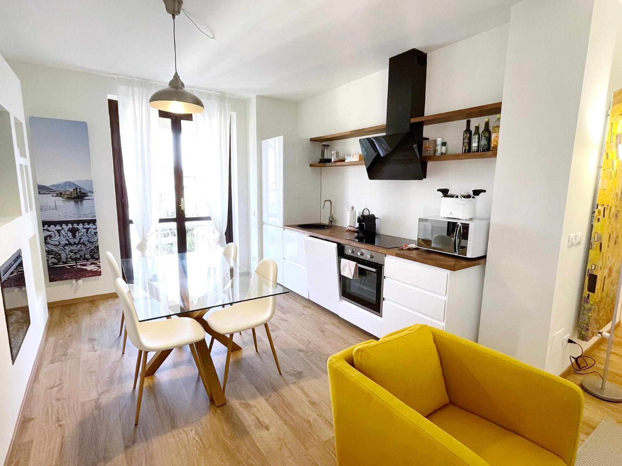 Lovingstresa 2 Brand New Apartment Εξωτερικό φωτογραφία