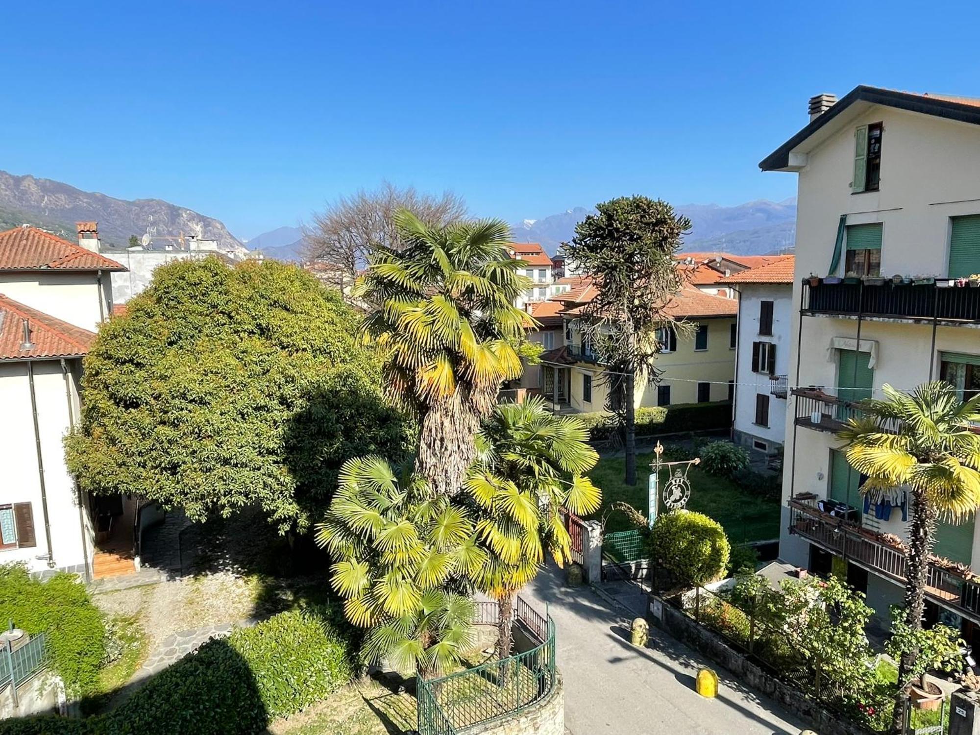 Lovingstresa 2 Brand New Apartment Εξωτερικό φωτογραφία