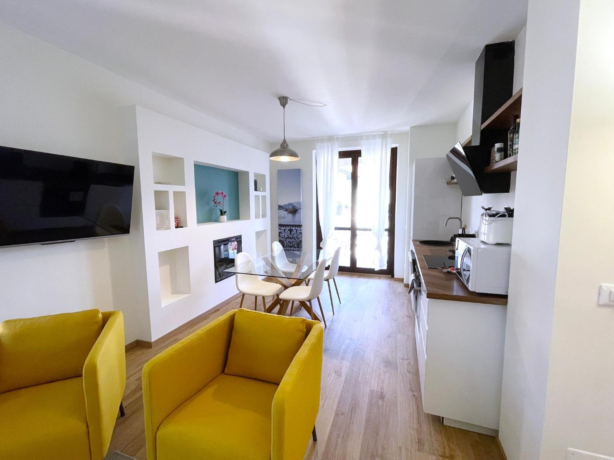 Lovingstresa 2 Brand New Apartment Εξωτερικό φωτογραφία